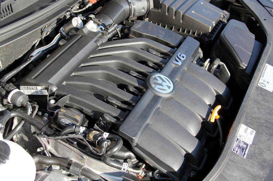  Volkswagen Passat CC 2013 года  (фото 57 из 87)